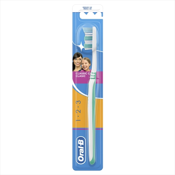 ORAL-B ČETKICA ZA ZUBE 3 EFFECT CLASSIC MEDIUM 1KOM